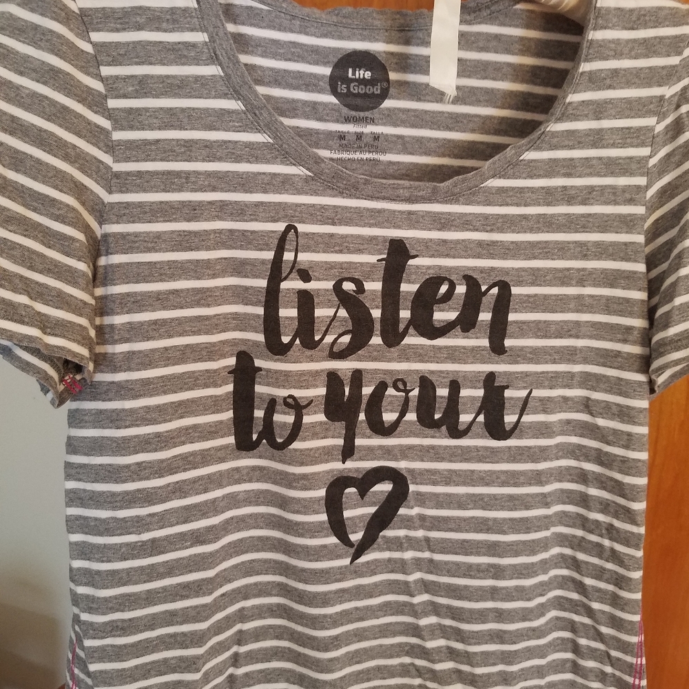 Life is Good tshirt size small